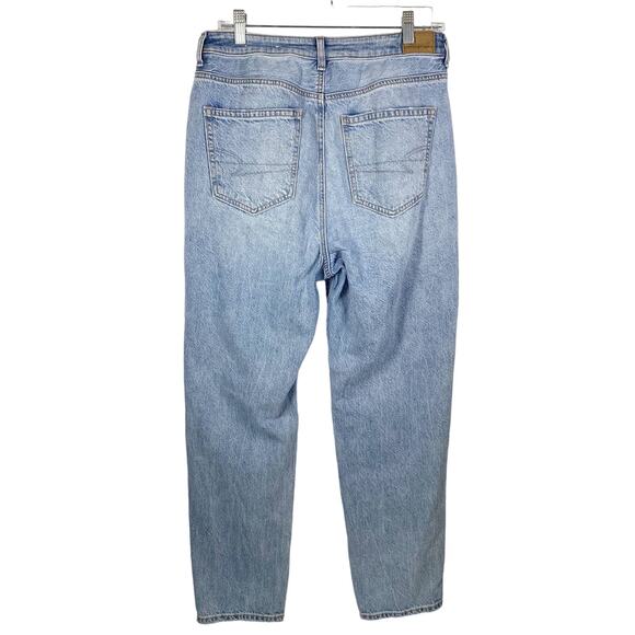 American Eagle Outfitters Hi Rise Mom Jeans Distressed Destroyed Size 8 - Picture 2 of 11